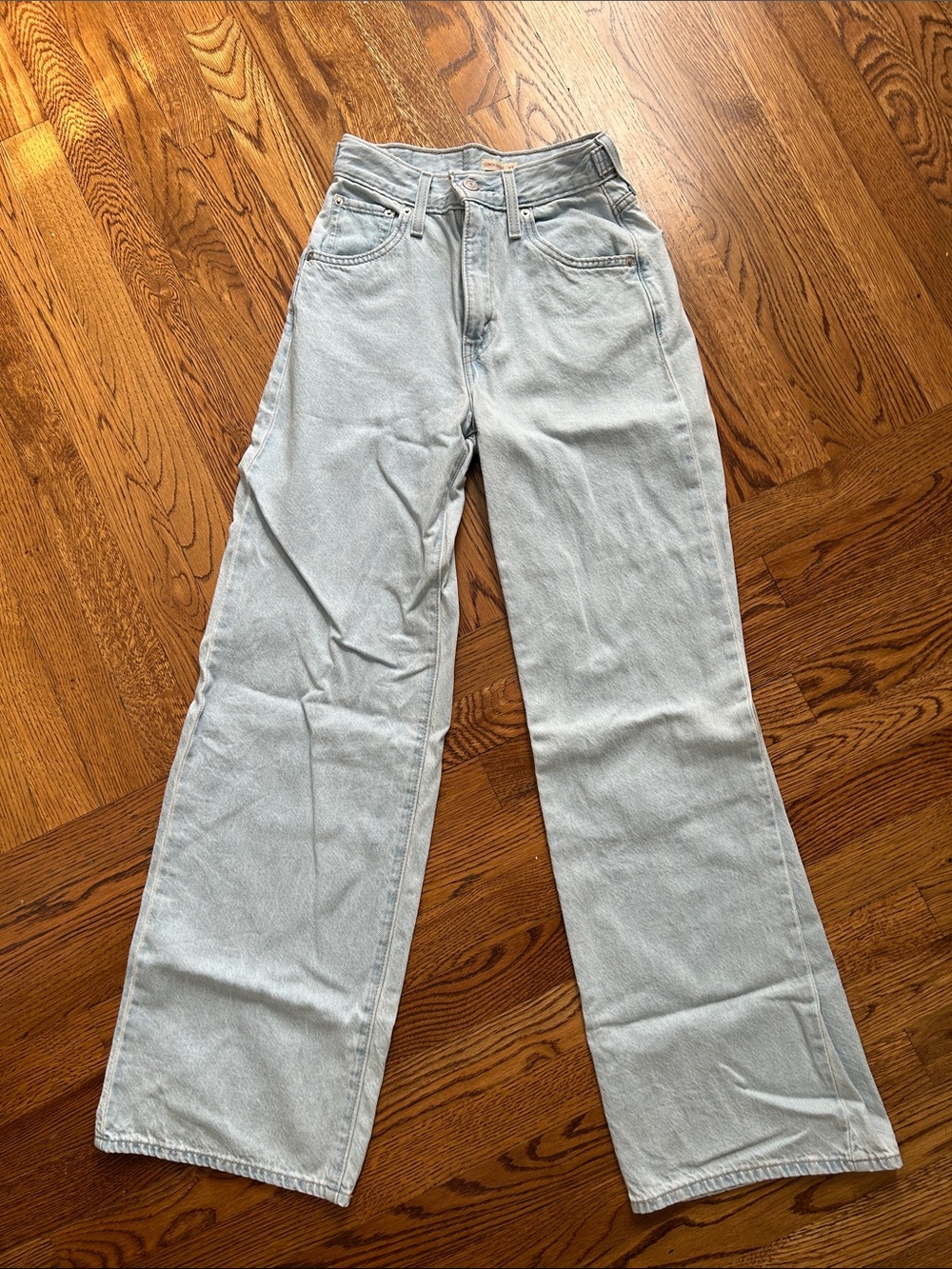 Levi’s cinch waist baggy jeans